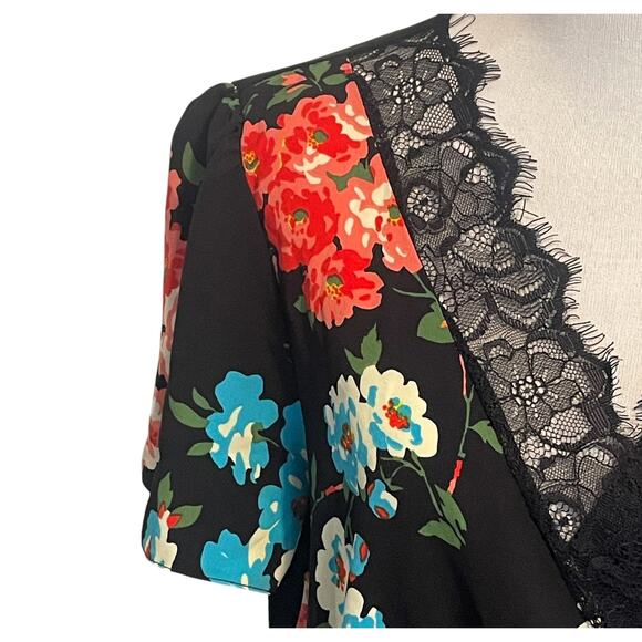 ASOS Floral Surplice Top Womens Size 8 Black Pink Blue Lace Trim Peplum Blouse - Picture 3 of 9